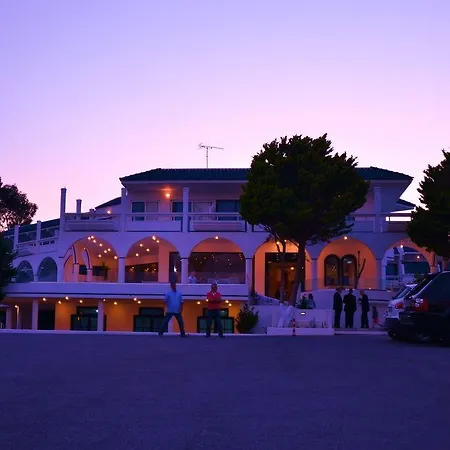 Larisa Boutique Hotel 3*
