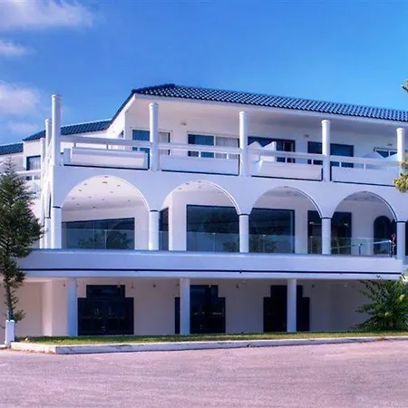 Larisa Boutique 3*