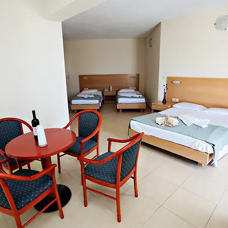 Larisa Boutique 3*